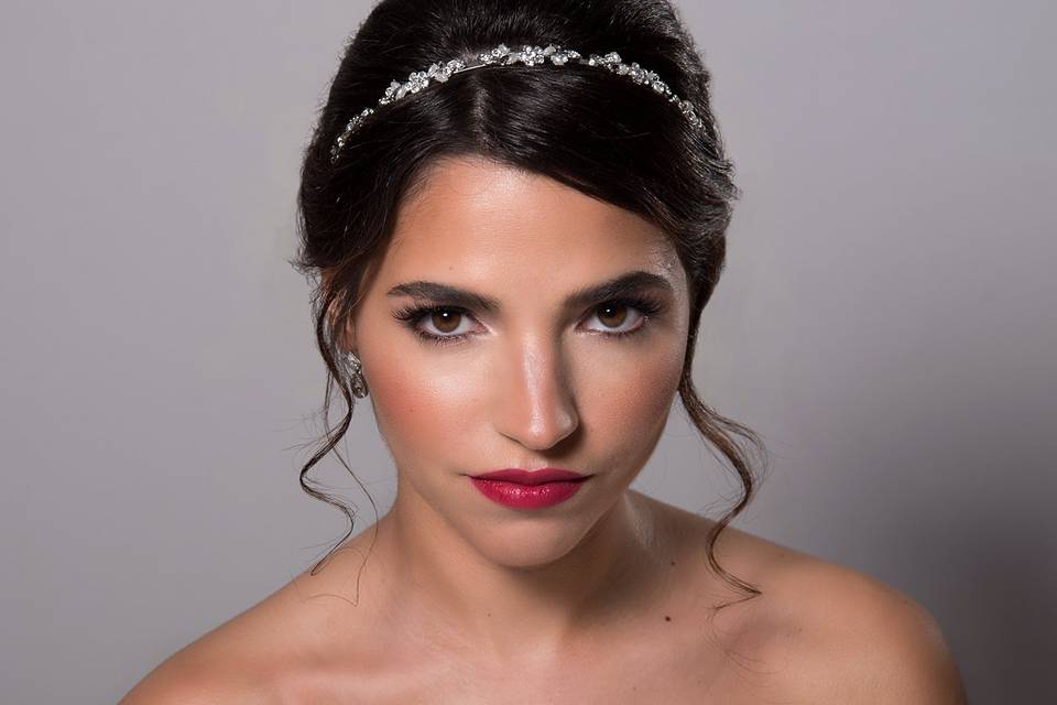 Bridal shoot - bold lip