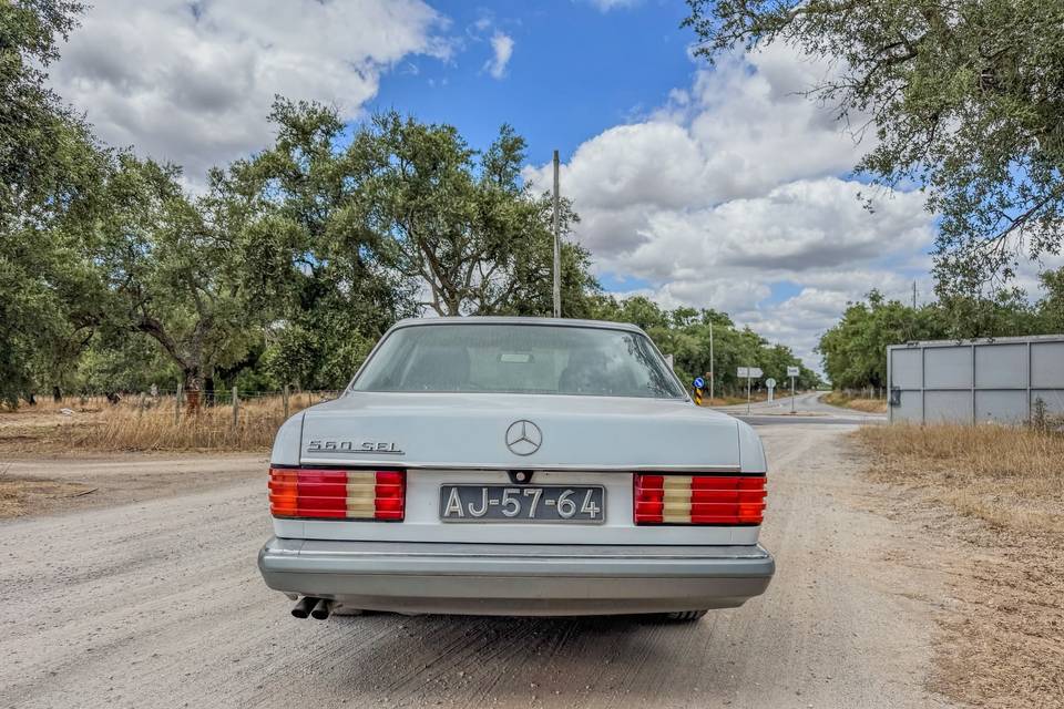 MercedesBenz W126 560 SEL 1985