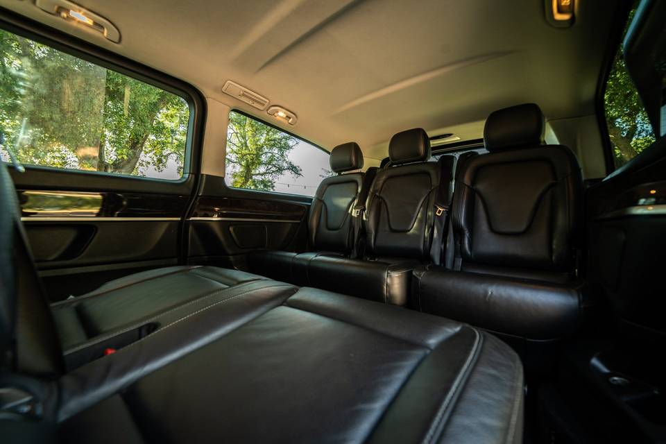 Mercedes- Benz V 8 Lugares