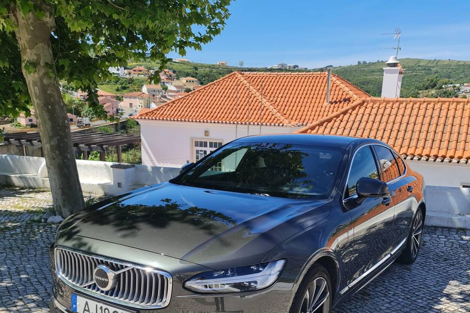 Volvo S90