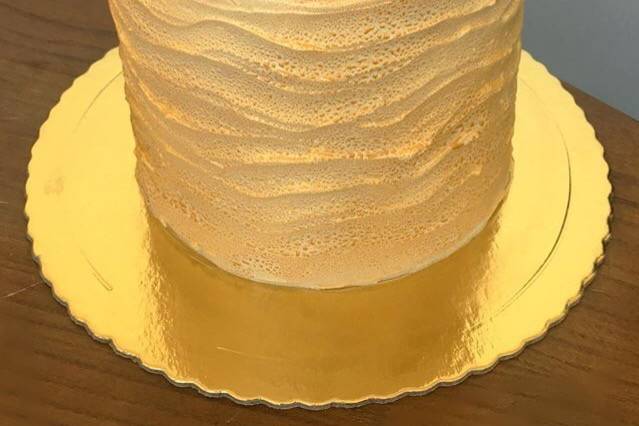 Glow cake