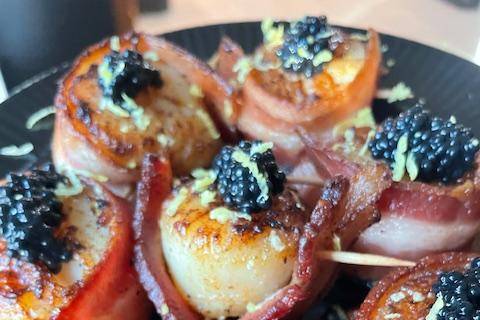 Bacon wrapped scallops