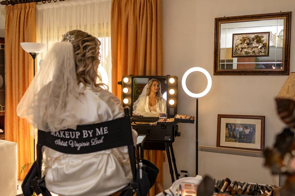 Make-Up