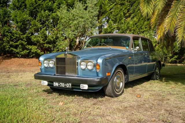 Rolls royce silver shadow