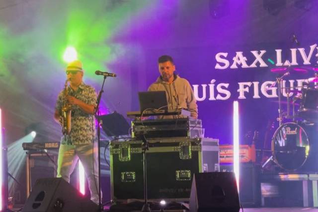 Dj & Saxlive by Luis Figueiredo