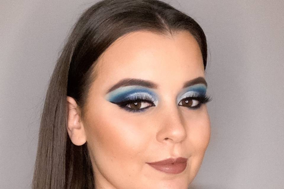 Semi cut crease azul