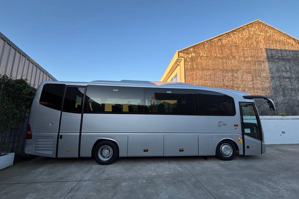 Bus 30 Lugares