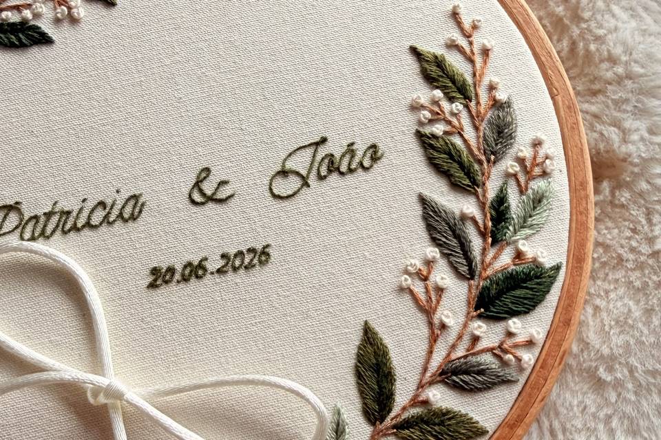 Porta-alianças folha detalhe
