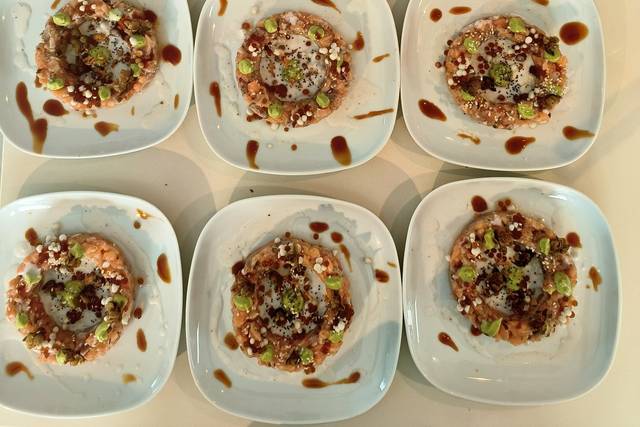 Table by Renato Lima