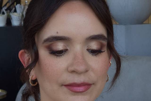 Cláudia Santiago Makeup
