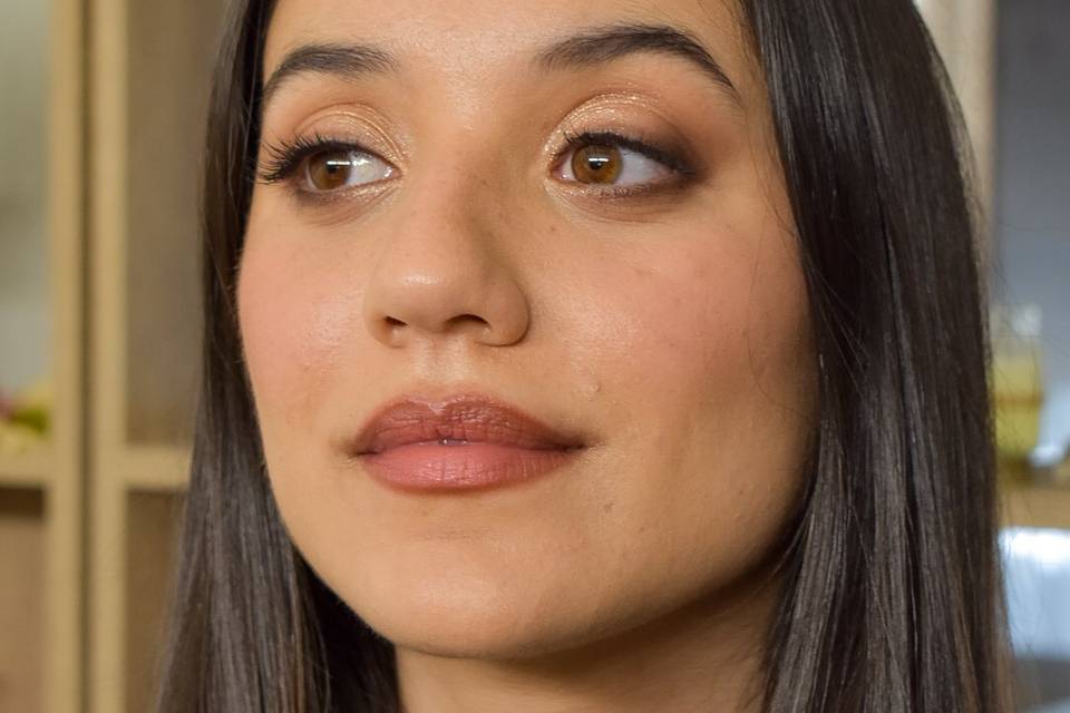 Cláudia Santiago Makeup