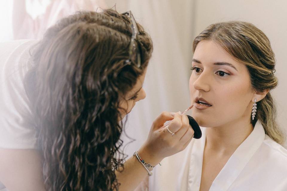 Mara Araujo Makeup