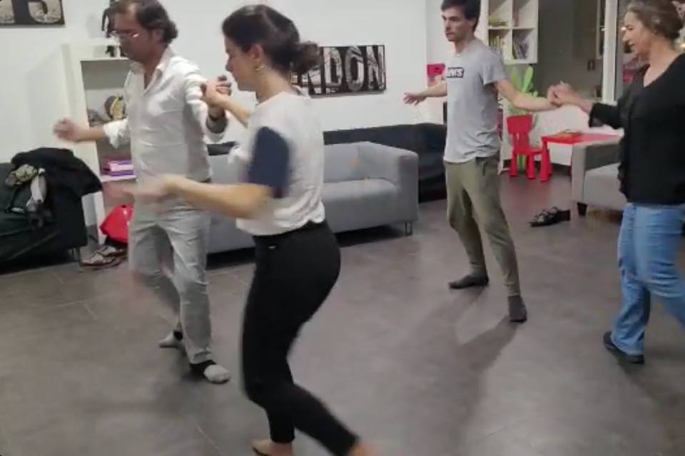 Ensaio salsa com os pais