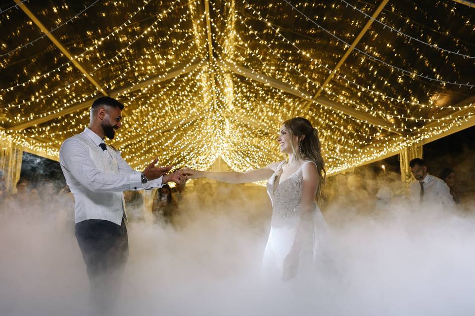 Flávia & Simone First Dance