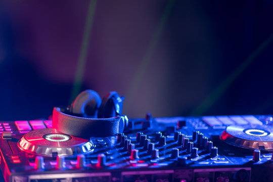 Deejay e som