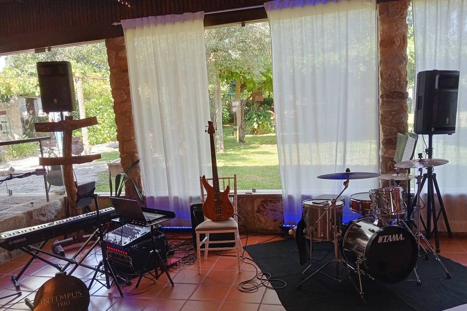 Intempus Trio