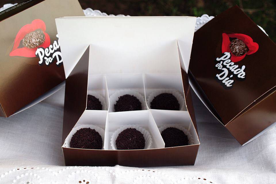 Caixa de brigadeiro