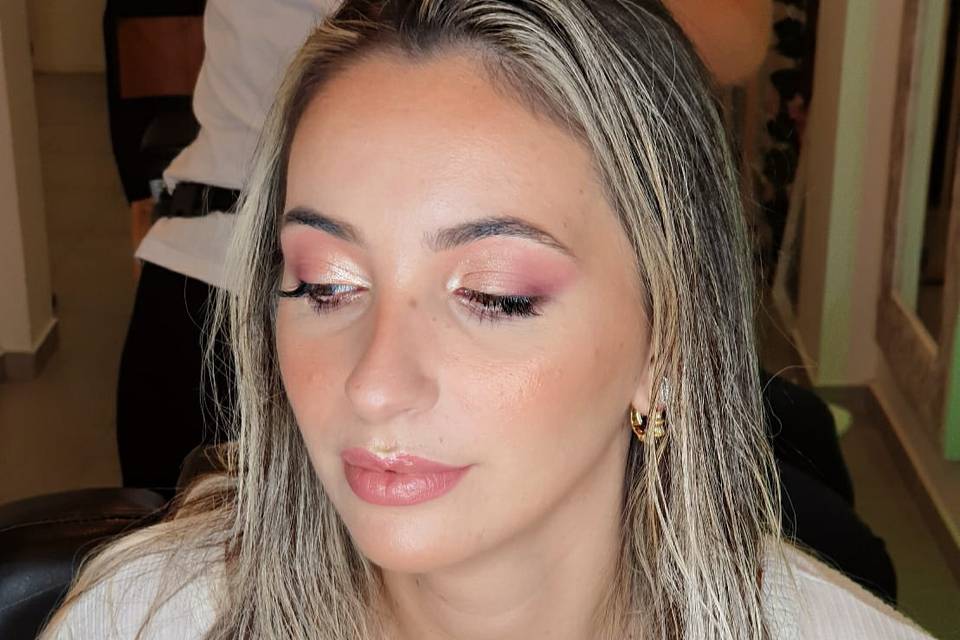 Tânia Costa - Makeup Artist