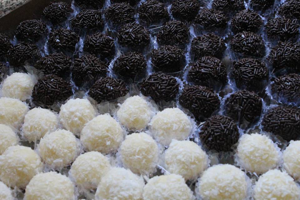 Brigadeiro e beijinho