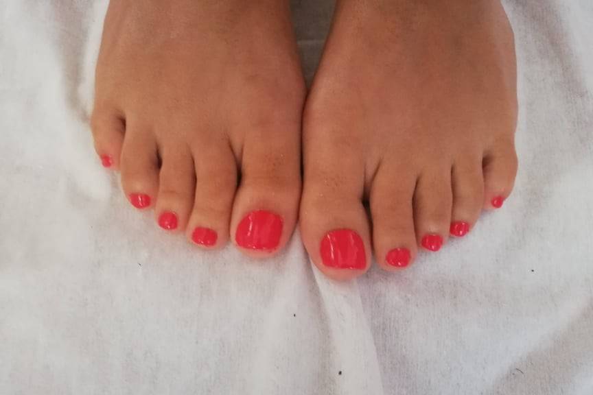 Pedicure com verniz gel