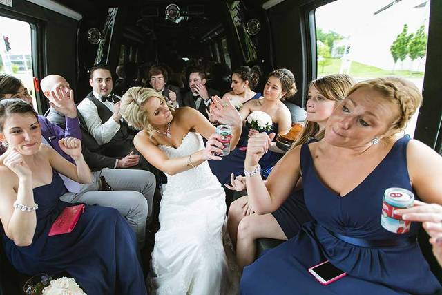 Bus Bridesmaid & Groomsman