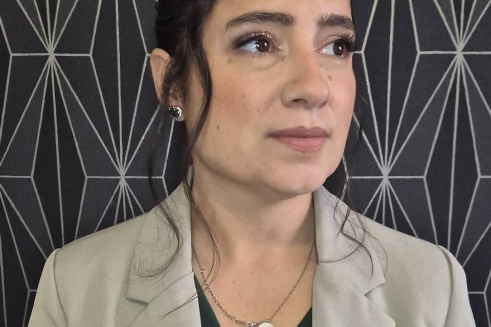 Luminoso look com rosa