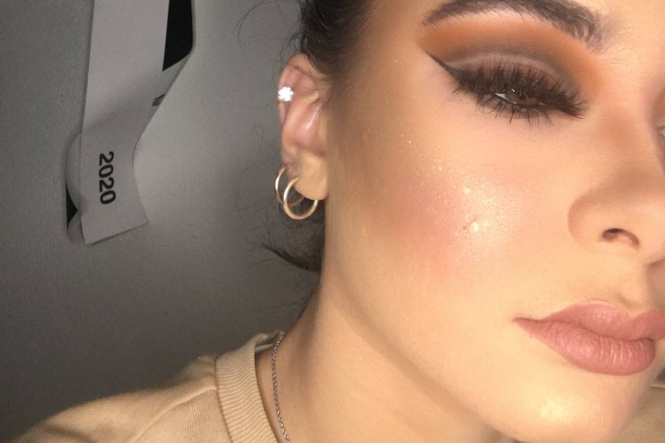 Cut crease fechado