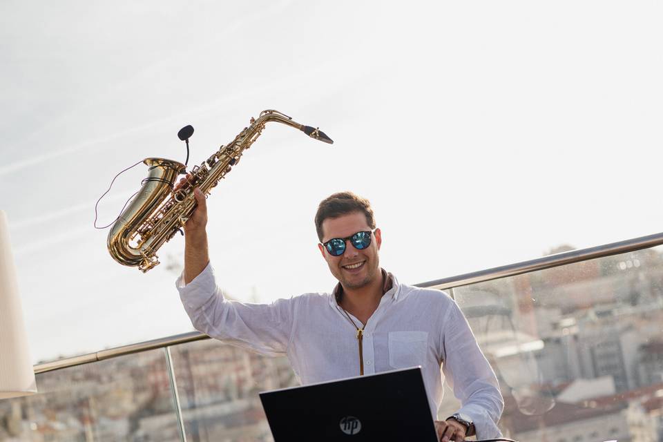 Performance Lisbon Rooftop