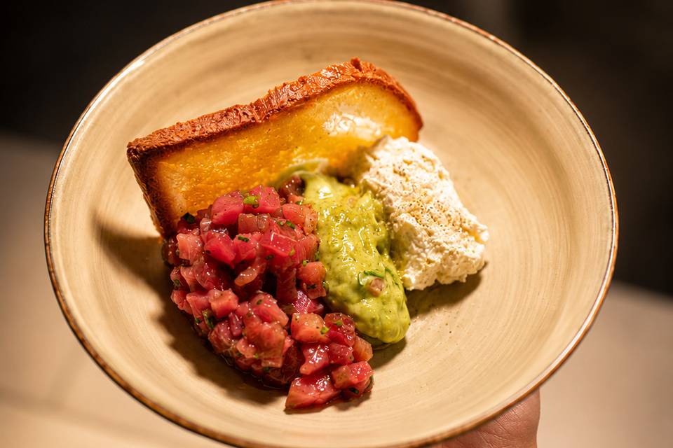 Tuna tartar