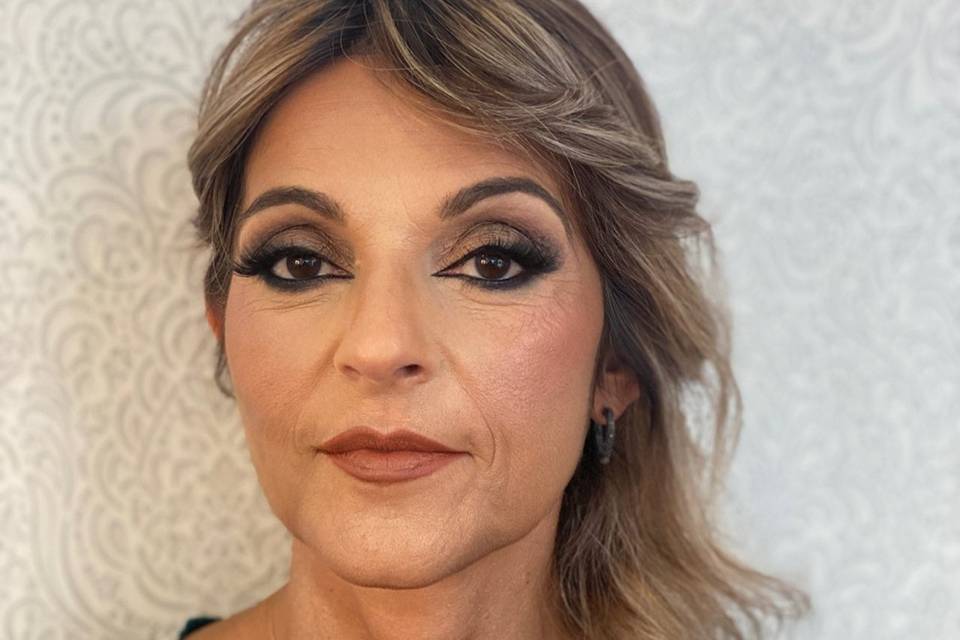Carolina Mestre - Makeup & Care