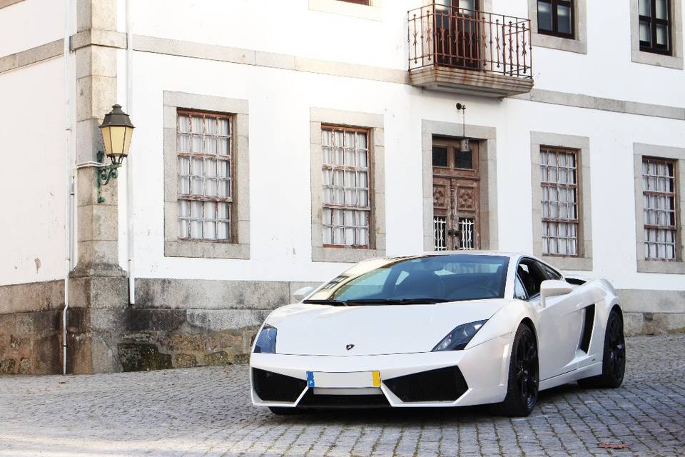 Lamborghini - rent a car