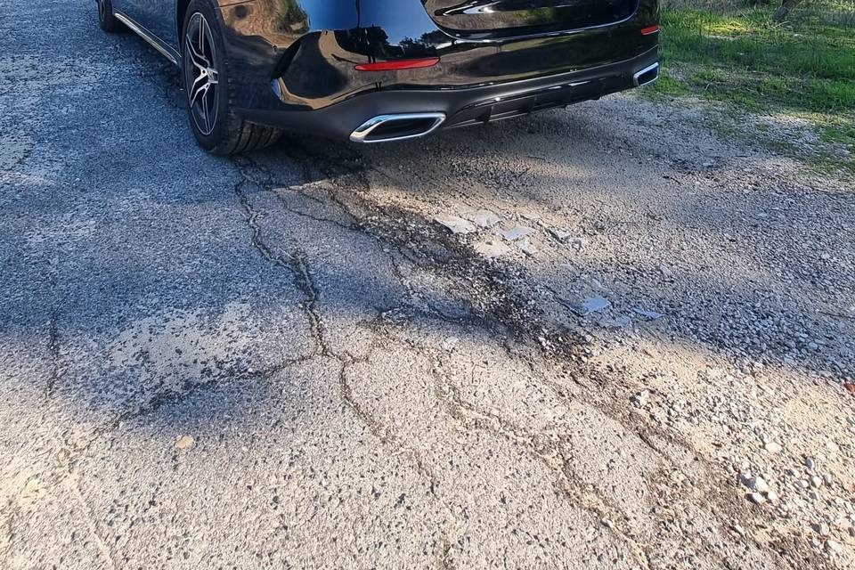 Luxury Sedan - MB E-CLASS