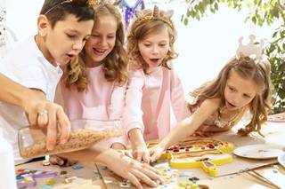 Raquel Marinho - Eventos e Animação Infantil