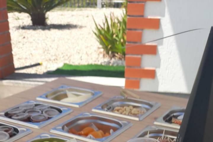 Mini tabuas de queijos e charcutaria