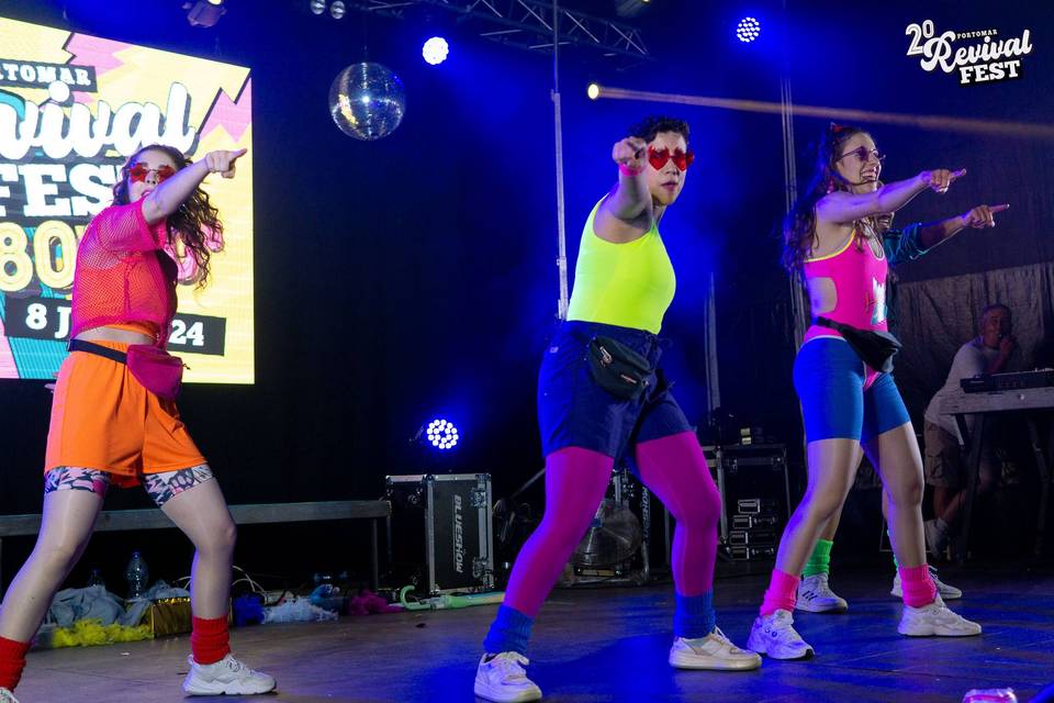 Disco girls