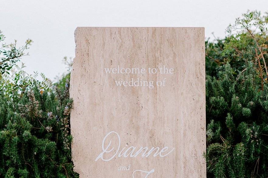 Welcome Sign Pedra