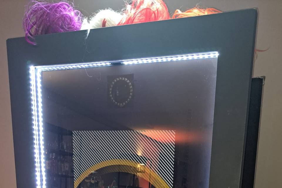 Mirror Booth