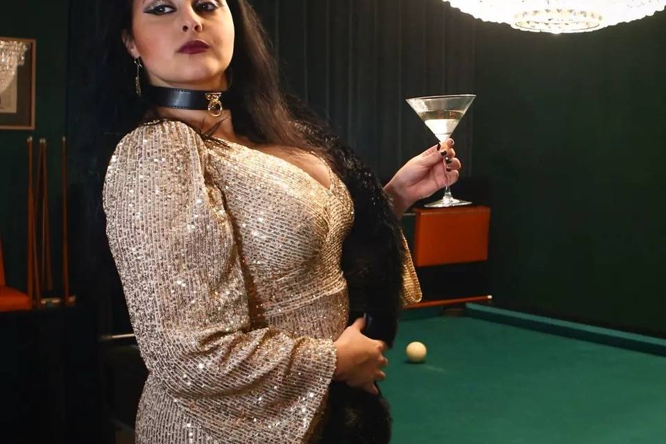 Casino/Cabaret singer