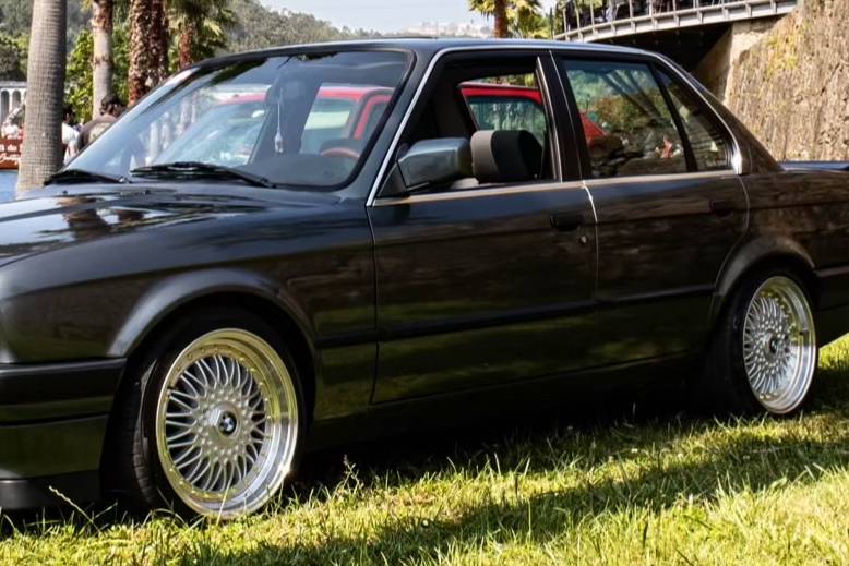 Casa-te no E30