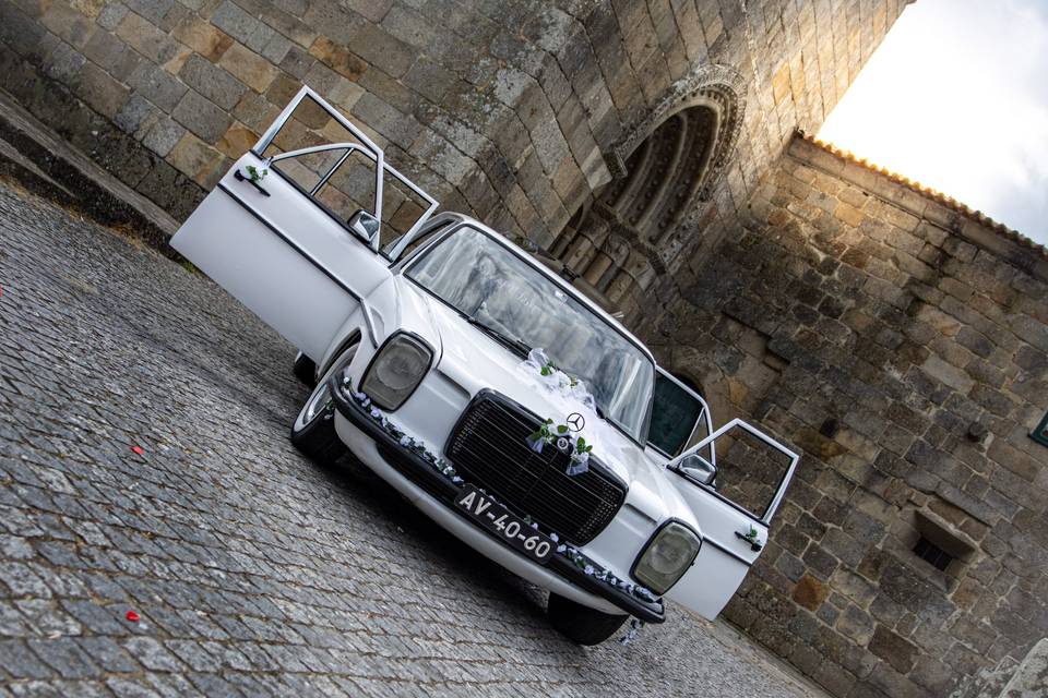 Mercedes w115