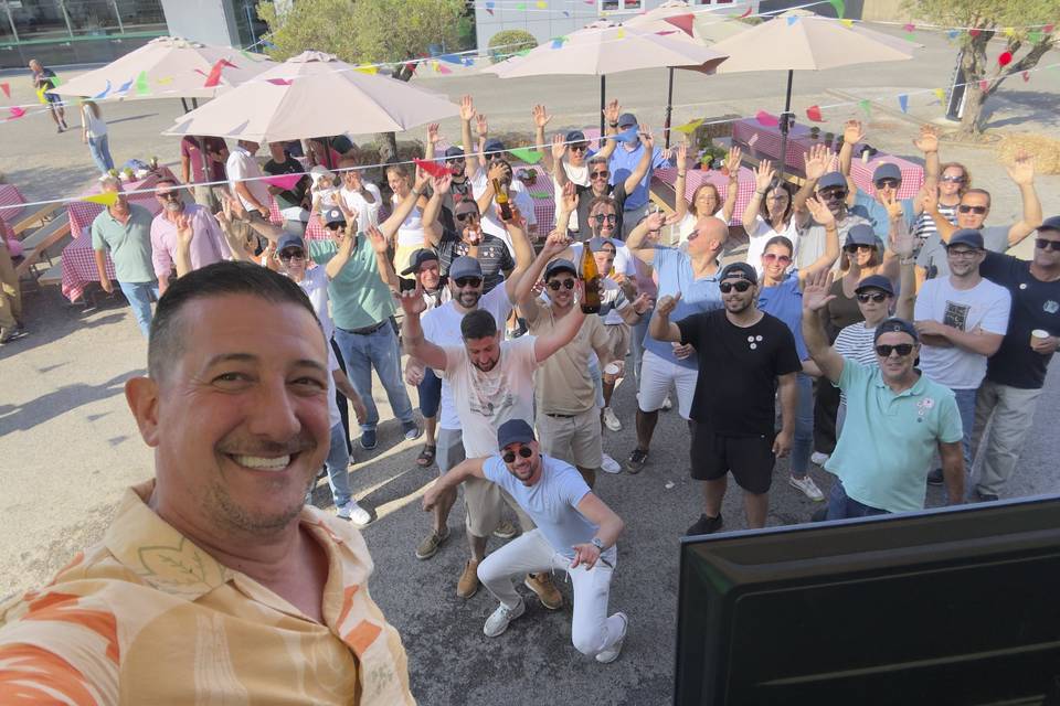 No arraial da empresa