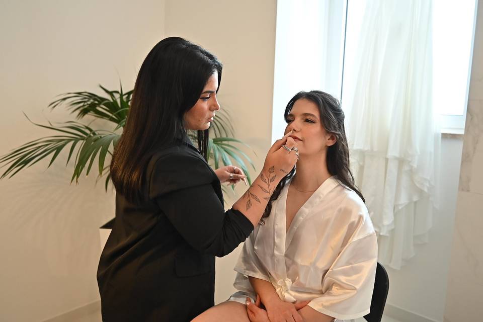 Raquel Abel Makeup Artist