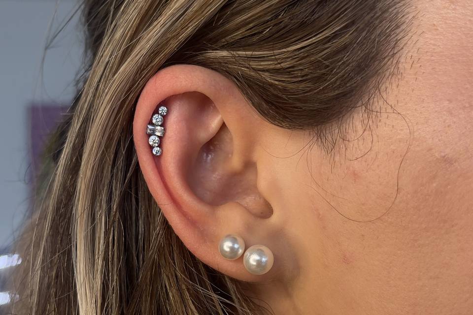 Jú Body Piercer
