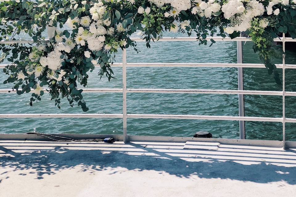 FLoral Decor on Evora Boat