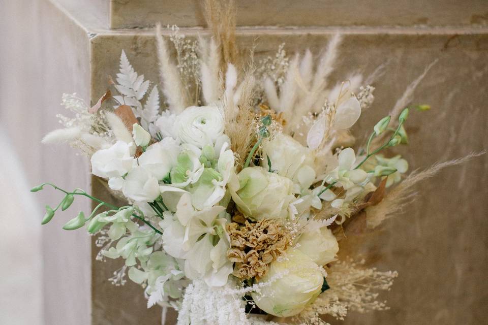 Boho Chic Bouquet in White