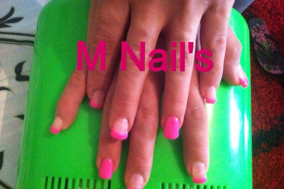 Unhas em gel