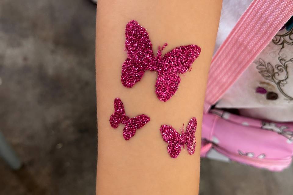 Tattoos glitter