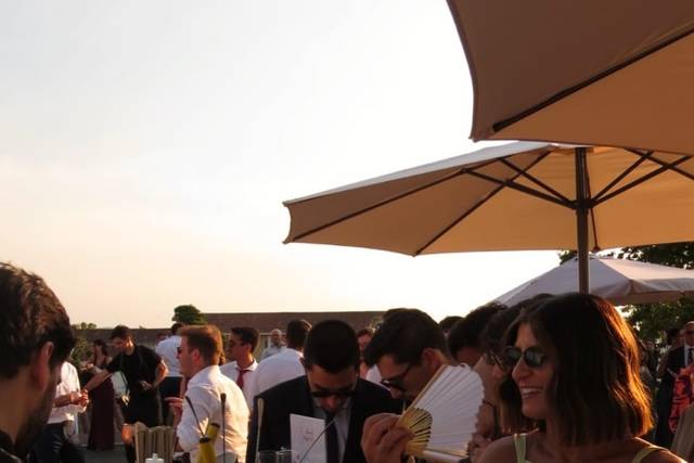 Sipple Bar Events