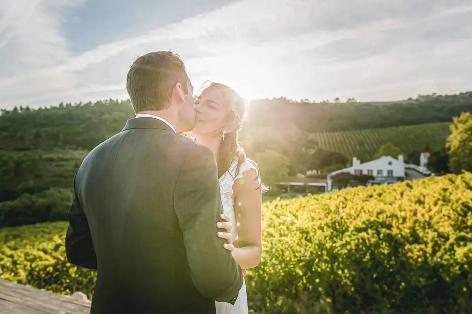 Noivos ao por do sol