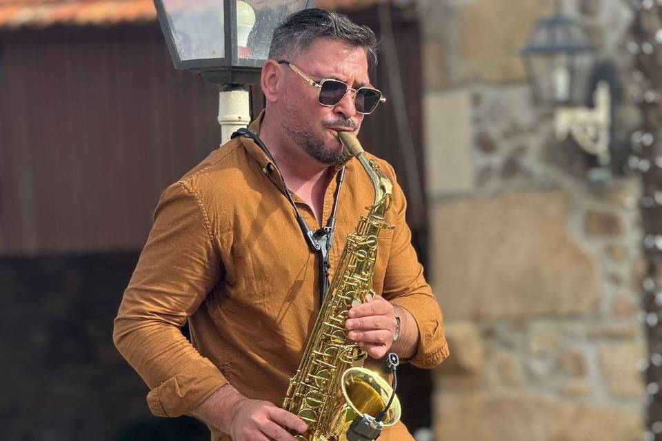 Eliseu Vaz Saxofonista
